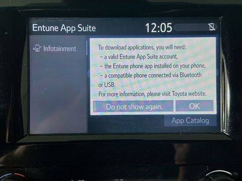 Used 2018 Toyota Camry SE w/ Moonroof Package image 21