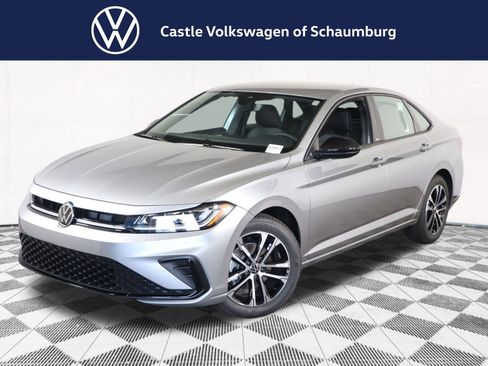Used 2025 Volkswagen Jetta Sport image 1