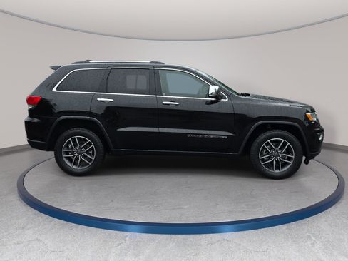 Used 2019 Jeep Grand Cherokee Limited RWD image 4