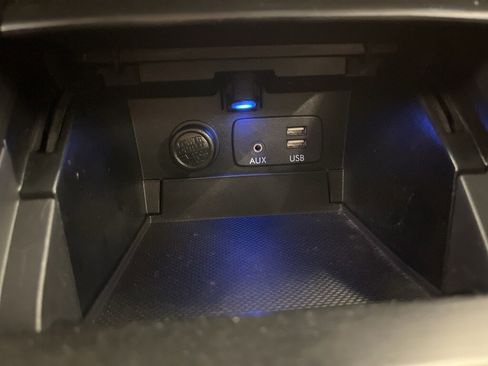 Used 2018 Subaru Legacy 3.6R Limited image 26