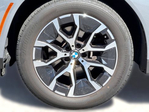 Used 2026 BMW X3 xDrive30i w/ Premium Package AWD/4WD image 13