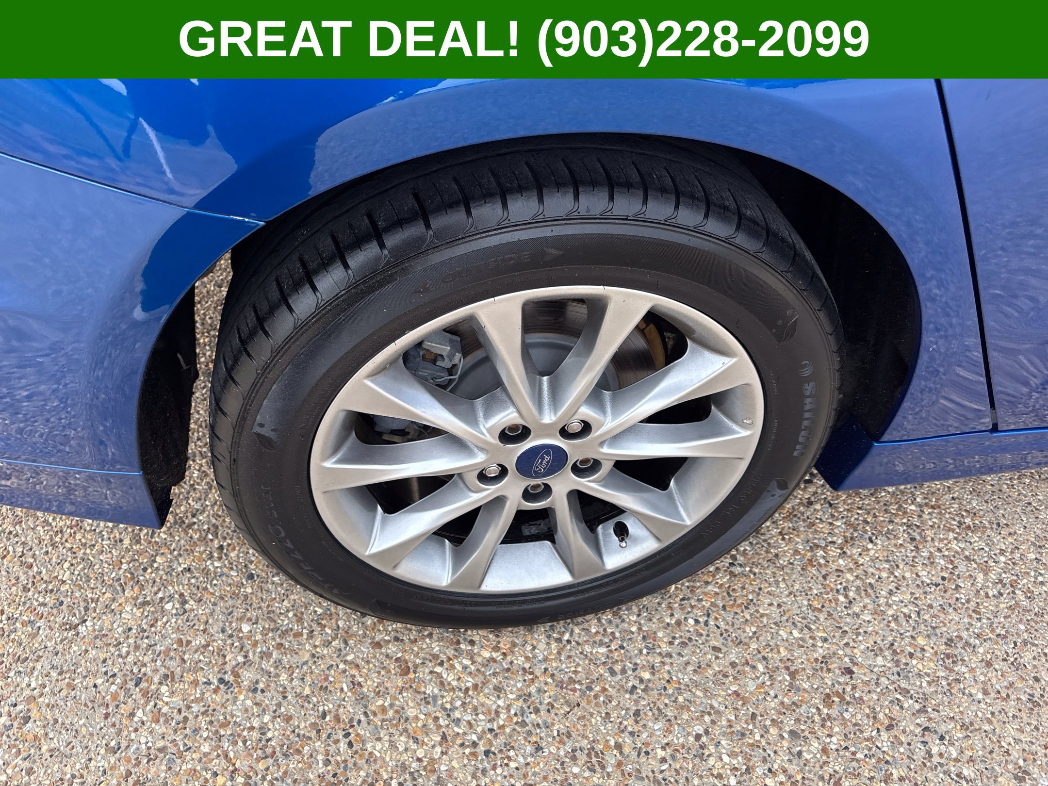 Used 2017 Ford Fusion SE w/ Equipment Group 602A FWD image 19