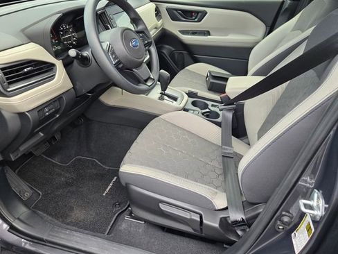 Used 2025 Subaru Forester image 14