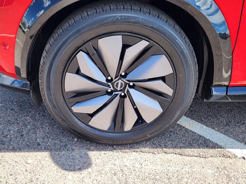 Certified 2024 Nissan Ariya AWD image 9