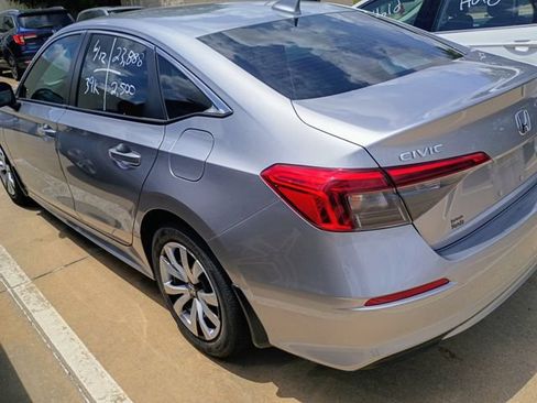 Used 2024 Honda Civic LX image 6