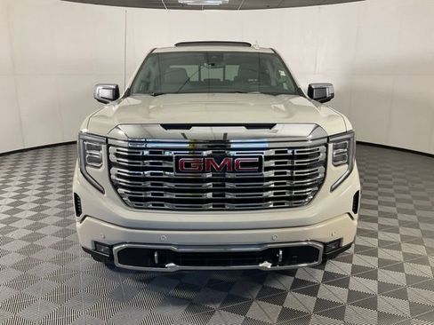 Used 2026 GMC Sierra 1500 Denali AWD/4WD image 2