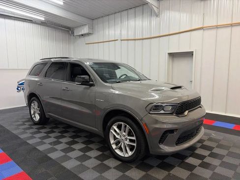 Used 2025 Dodge Durango R/T AWD/4WD image 3