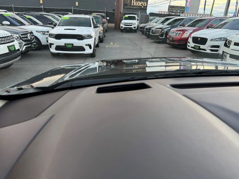 Used 2016 GMC Yukon Denali w/ Open Road Package image 35