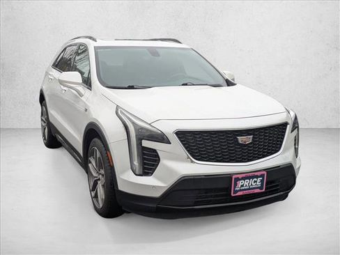 Used 2019 Cadillac XT4 Sport image 3