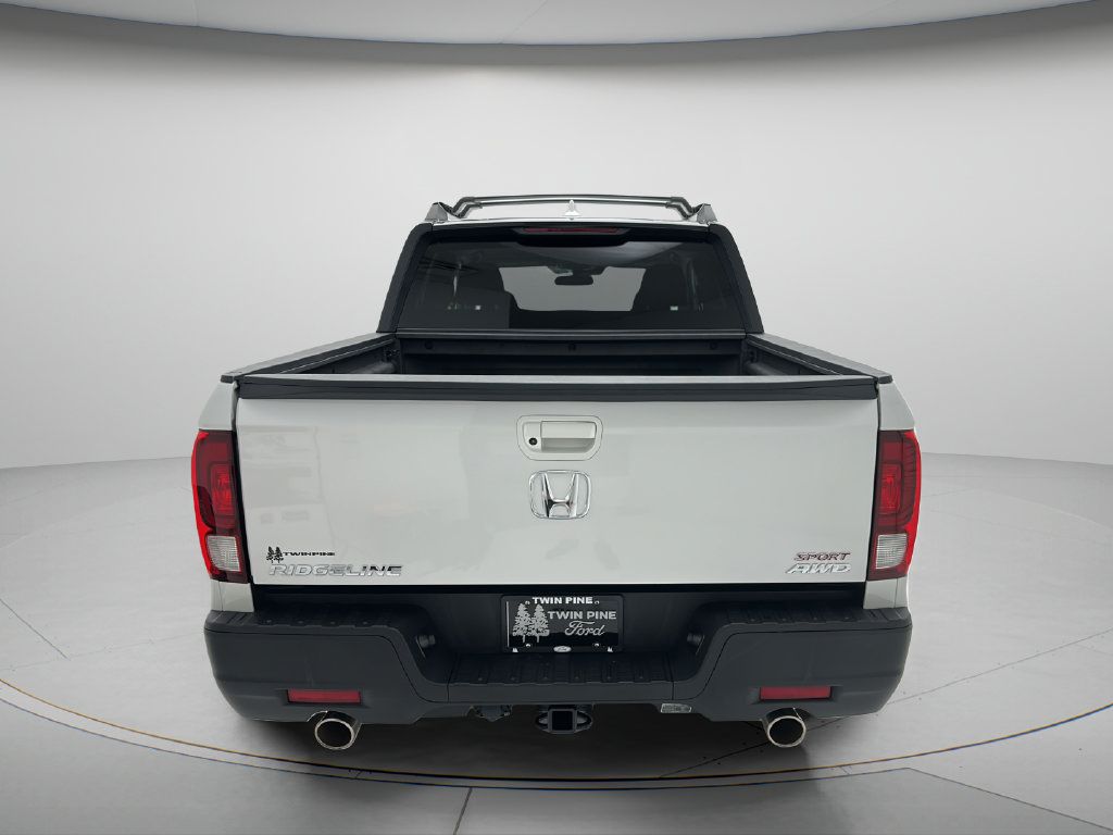 Used 2023 Honda Ridgeline Sport image 6