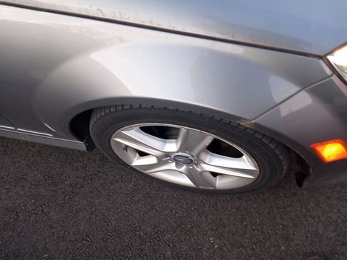 Used 2010 Mercedes-Benz C 300 C 300 image 9