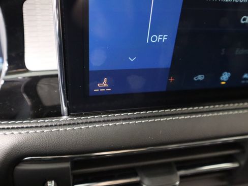 New 2026 Lincoln Corsair Premiere FWD image 8