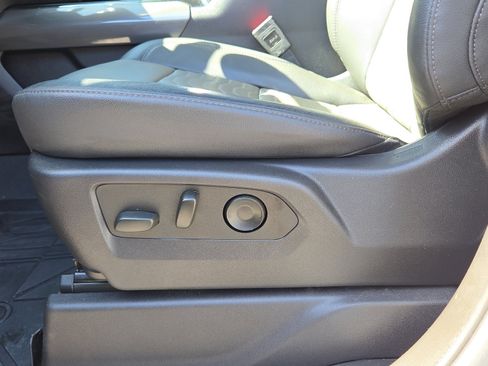 Certified 2025 Chevrolet Silverado 2500 ZR2 w/ Technology Package AWD/4WD image 17