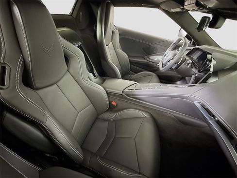 Certified 2024 Chevrolet Corvette Stingray Convertible w/ Battery Protection Package image 19