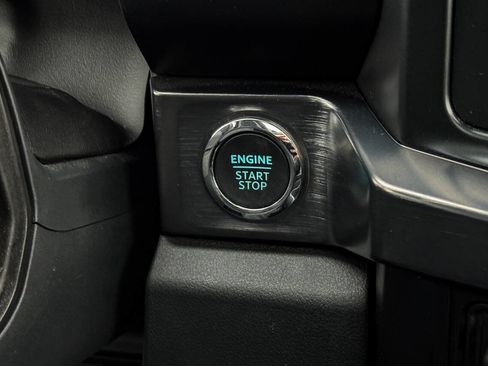 Used 2025 Ford F450 Lariat image 33