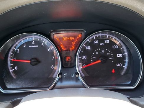 Used 2014 Nissan Versa SV w/ Convenience Package FWD image 28