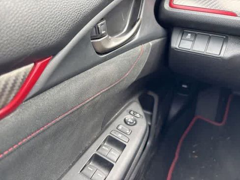 Used 2018 Honda Civic Type R image 22