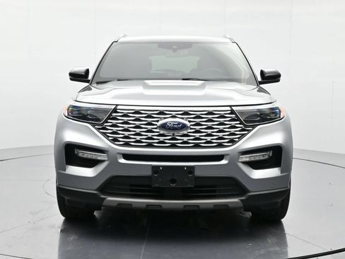 Used 2021 Ford Explorer Platinum w/ Equipment Group 601A AWD/4WD image 2