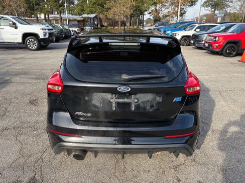 Used 2017 Ford Focus RS image 6