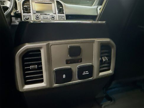 Used 2017 Ford F150 Lariat w/ Equipment Group 502A Luxury image 27