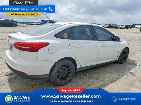 Used 2017 Ford Focus SE FWD image 4