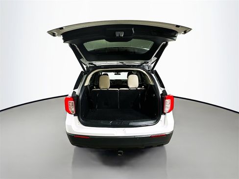 Used 2020 Ford Explorer Base image 32