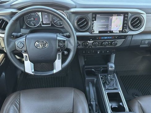 Certified 2023 Toyota Tacoma Limited AWD/4WD image 7
