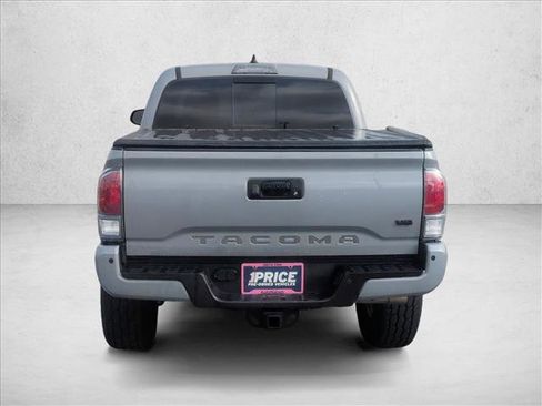 Used 2021 Toyota Tacoma TRD Sport w/ Technology Package image 6