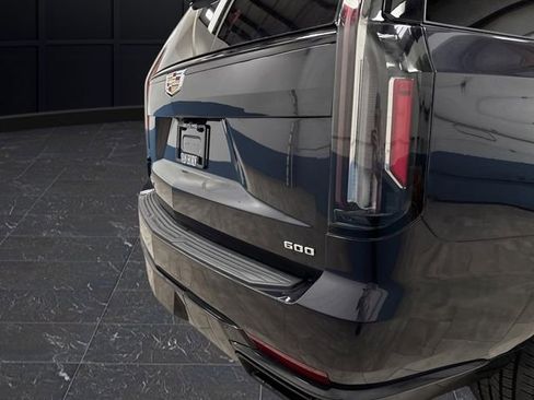 Used 2023 Cadillac Escalade Sport w/ Touring Package image 40