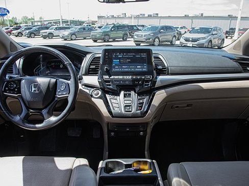 Used 2019 Honda Odyssey Elite image 5