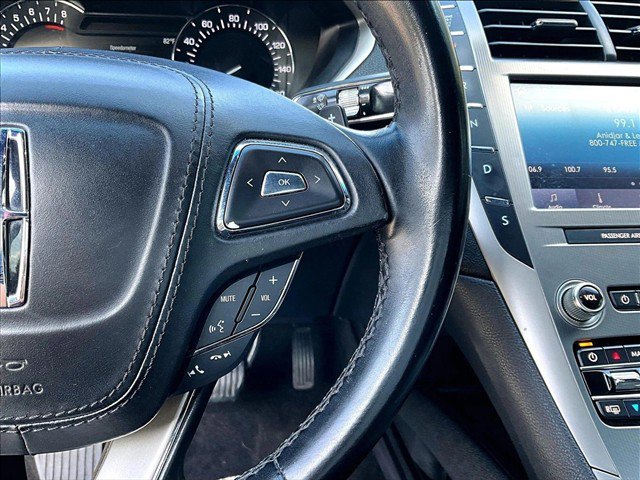 Used 2020 Lincoln MKZ FWD image 21