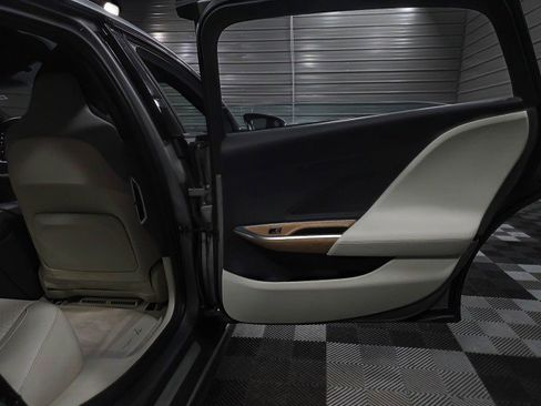 Used 2023 Lucid Air Grand Touring image 36