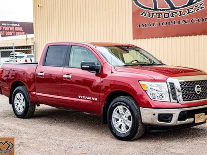 Used 2018 Nissan Titan SV w/ SV Convenience Package