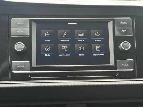 Used 2022 Volkswagen Jetta S FWD image 22
