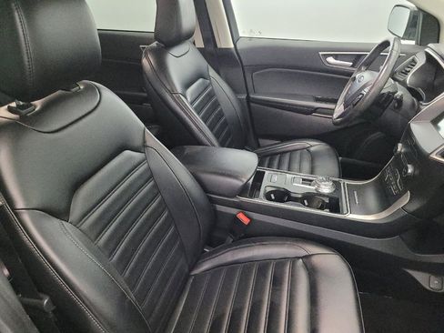 Used 2020 Ford Edge SEL w/ Cold Weather Package image 21
