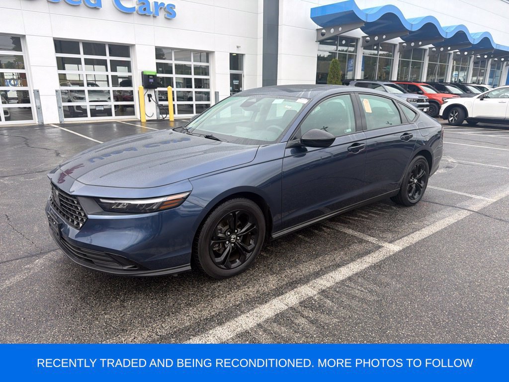 Used 2025 Honda Accord SE image 2