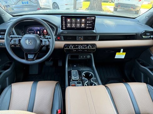 Certified 2026 Honda Passport TrailSport Elite image 17
