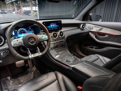 Used 2020 Mercedes-Benz GLC 63 AMG 4MATIC image 5