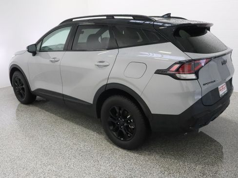 Used 2025 Kia Sportage X-Pro AWD/4WD image 9
