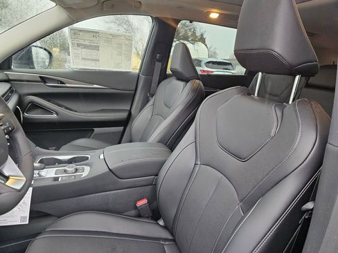 New 2026 INFINITI QX60 Luxe image 25