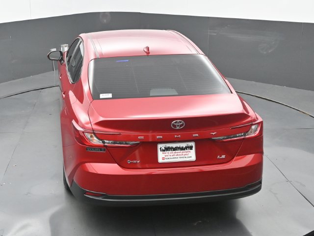 Used 2025 Toyota Camry LE FWD image 38