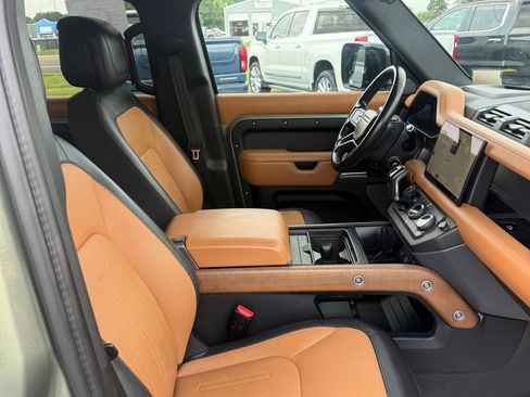 Used 2022 Land Rover Defender 110 X AWD/4WD image 45