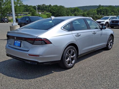 Certified 2025 Honda Accord EX-L image 7