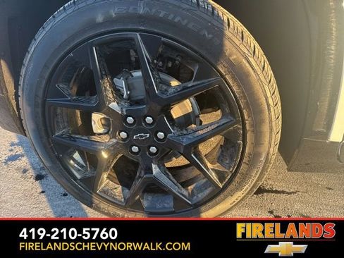 New 2026 Chevrolet Traverse RS w/ LPO, Floor Liner Package image 8