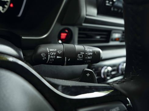 Used 2024 Honda Pilot EX-L image 25