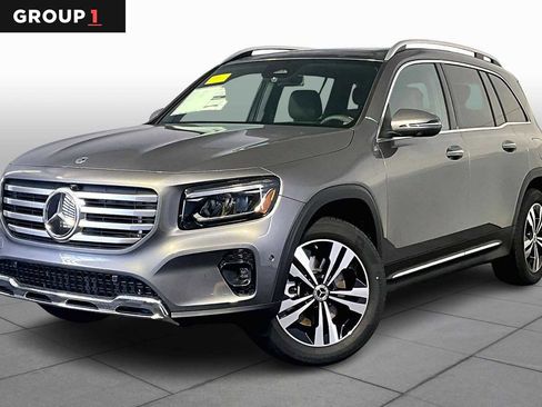 New 2026 Mercedes-Benz GLB 250 4MATIC image 1