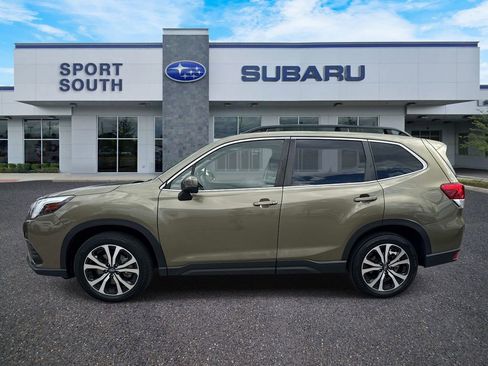Used 2023 Subaru Forester Limited AWD/4WD image 7