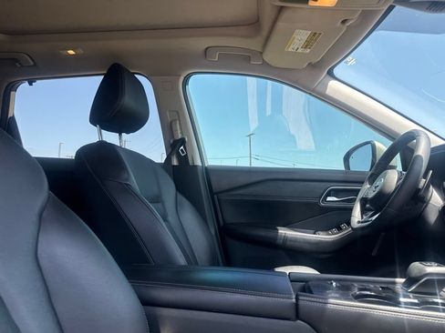 Used 2021 Nissan Rogue SL FWD image 24