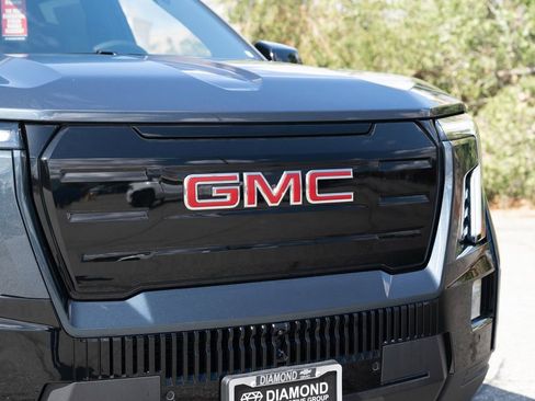 New 2026 GMC Sierra EV Elevation AWD/4WD image 10