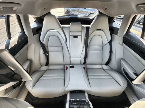 Used 2018 Porsche Panamera 4 AWD/4WD image 26